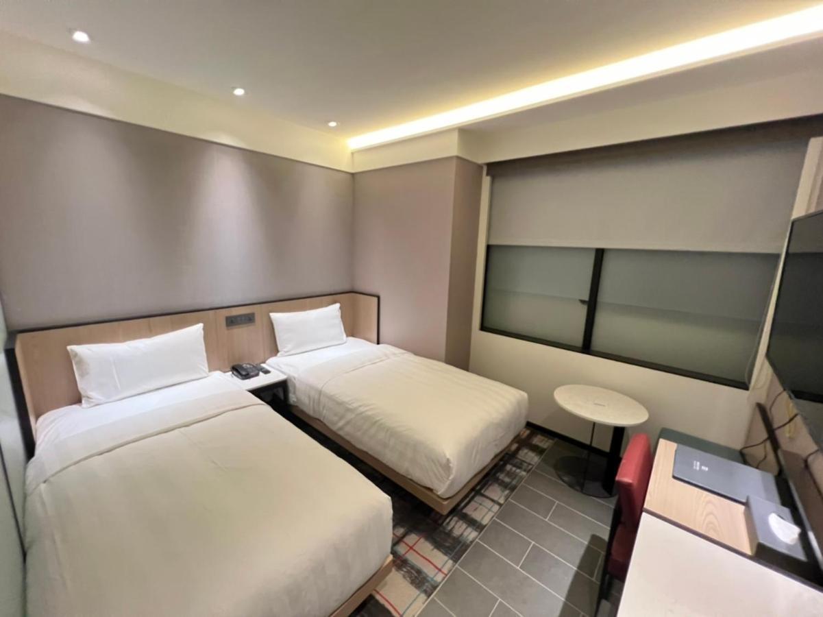 Hotel Midtown Richardson Taipei Exterior foto
